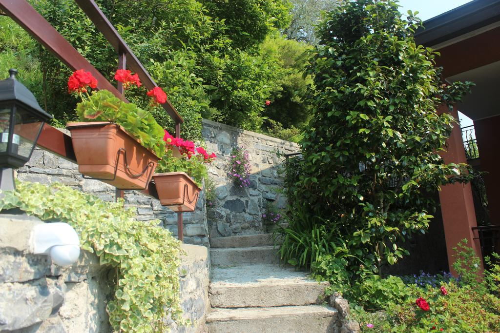 Apartament Bellavista Garden And Flowers Varenna Zewnętrze zdjęcie